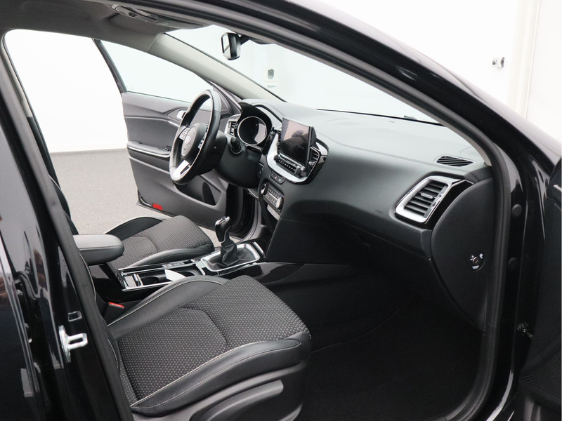 Kia Ceed Sportswagon 1.5 T-GDi DynamicPlusLine/ lage km/ trekhaak!