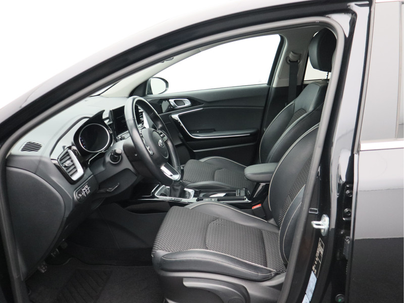 Kia Ceed Sportswagon 1.5 T-GDi DynamicPlusLine/ lage km/ trekhaak!