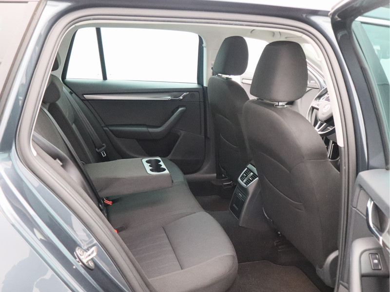 Škoda Octavia Combi 1.0 TSI Greentech Style Business/ lage km/ zeer mooi!