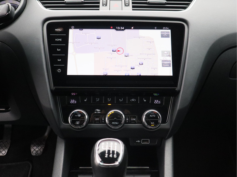 Škoda Octavia Combi 1.0 TSI Greentech Style Business/ lage km/ zeer mooi!
