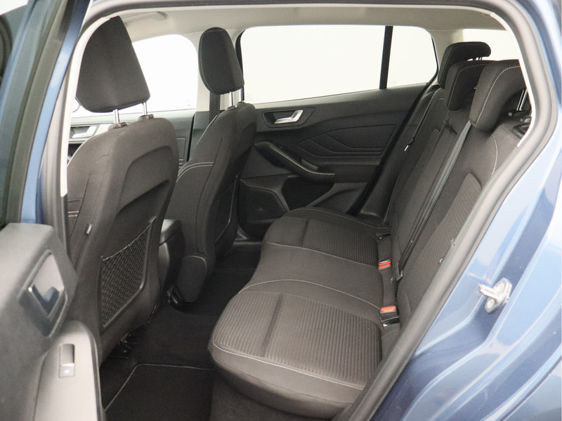 Ford Focus Wagon 1.0 EcoBoost Hybrid Titanium X/ zeer mooi!