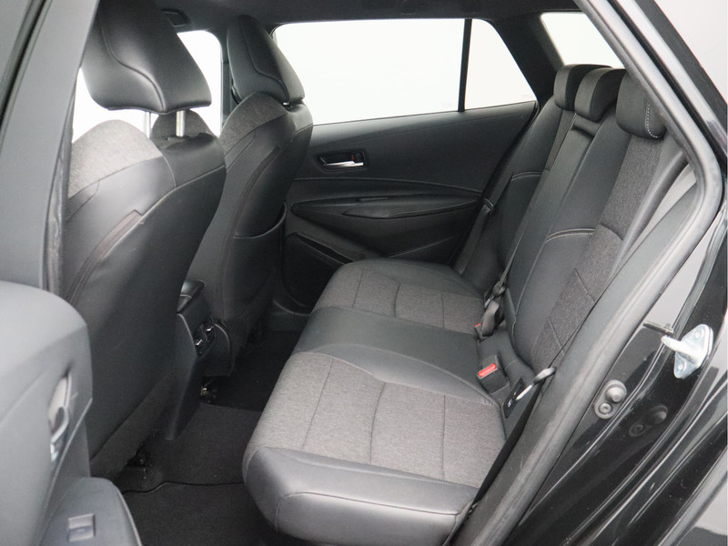 Toyota Corolla Touring Sports 1.8 Hybrid Business Plus/ lage km/ zeer mooi!