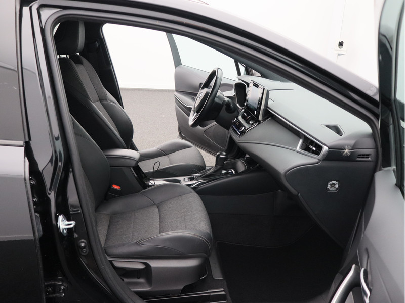 Toyota Corolla Touring Sports 1.8 Hybrid Business Plus/ lage km/ zeer mooi!