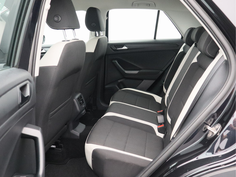 Volkswagen T-Roc 1.5 TSI Sport/ lage km/ compleet!