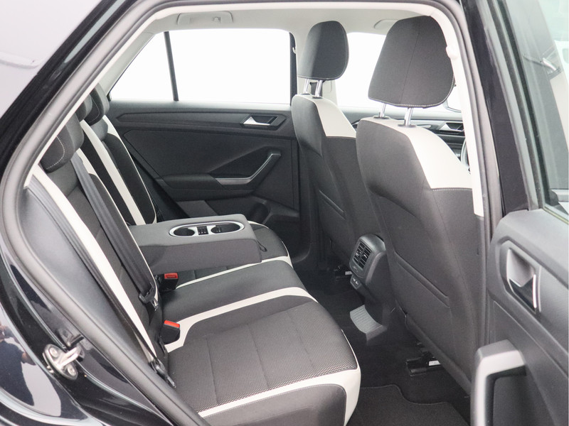 Volkswagen T-Roc 1.5 TSI Sport/ lage km/ compleet!