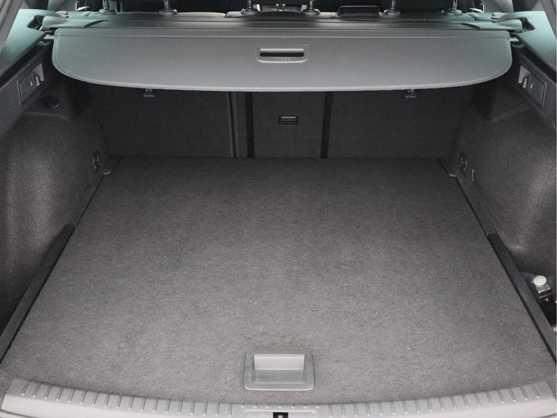 SEAT Leon Sportstourer 1.5 TSI FR Launch Edition/ schuifdak/ camera/ compleet!