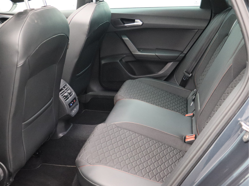 SEAT Leon Sportstourer 1.5 TSI FR Launch Edition/ schuifdak/ camera/ compleet!