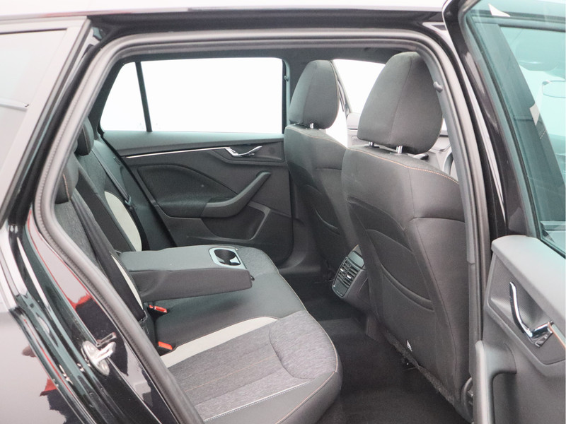 Škoda Kamiq 1.5 TSI ACT Business Edition/ automaat/ panoramadak!