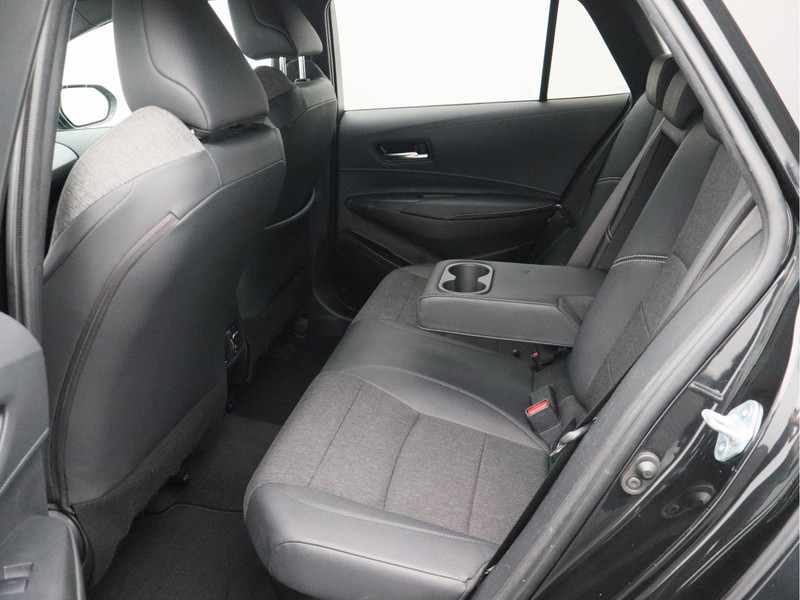 Toyota Corolla Touring Sports 1.8 Hybrid Business Plus/ lage km/ trekhaak!