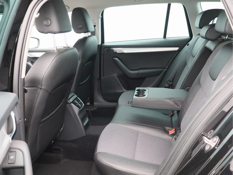 Škoda Octavia Combi 1.5 TSI Greentech Business Edition/ automaat!