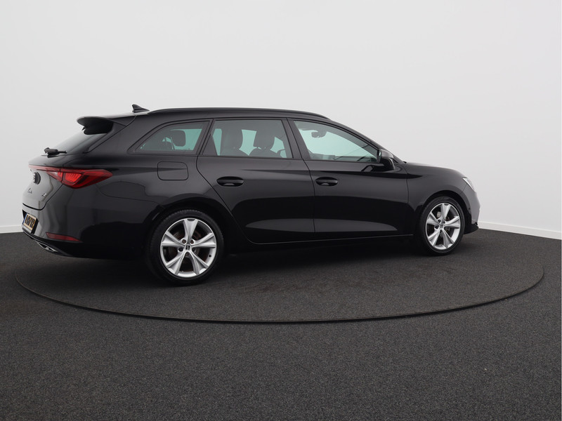 SEAT Leon Sportstourer 1.5 eTSI FR Business Intense/ lage km/ compleet!