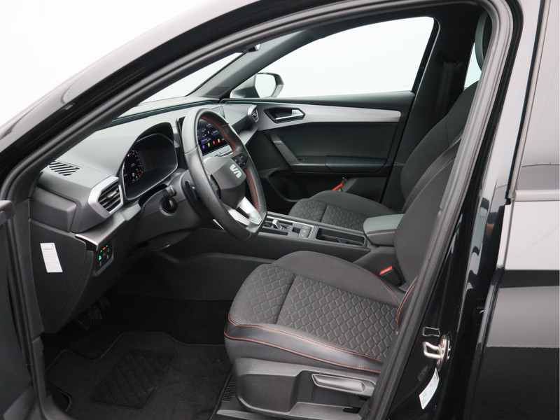 SEAT Leon Sportstourer 1.5 eTSI FR Business Intense/ lage km/ compleet!