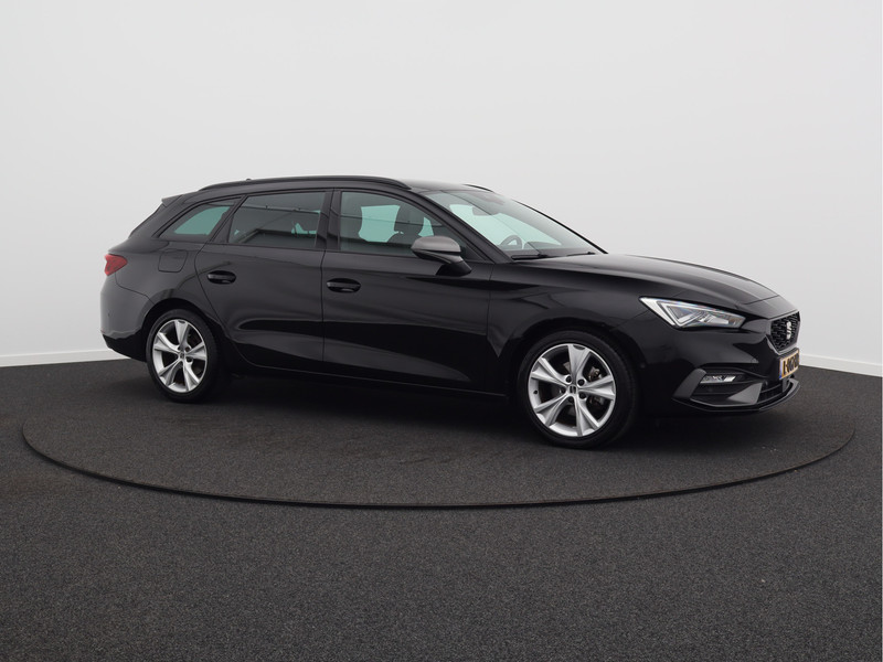 SEAT Leon Sportstourer 1.5 eTSI FR Business Intense/ lage km/ compleet!