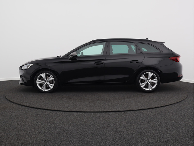 SEAT Leon Sportstourer 1.5 eTSI FR Business Intense/ lage km/ compleet!