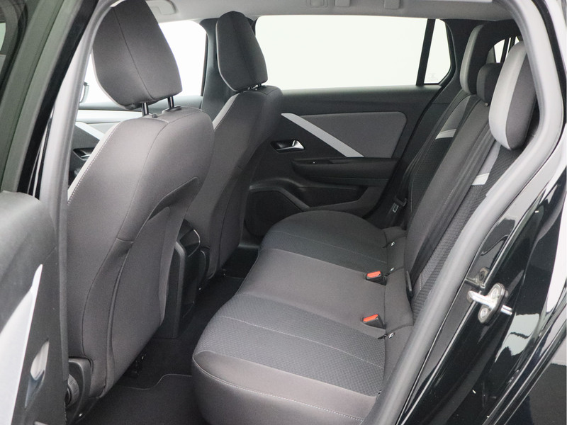 Opel Astra Sports Tourer 1.2 Turbo Edition/ afneembare trekhaak/ camera!