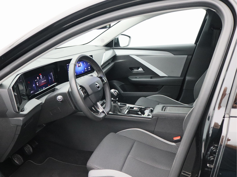 Opel Astra Sports Tourer 1.2 Turbo Edition/ afneembare trekhaak/ camera!