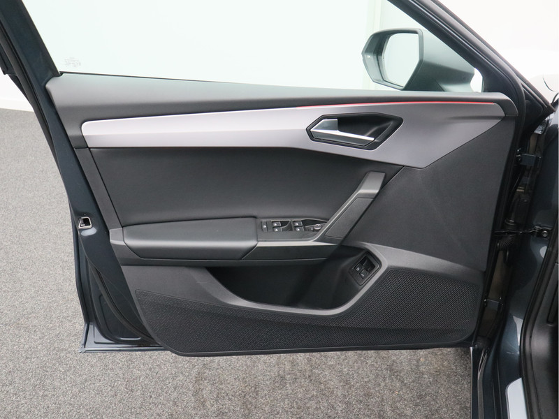 SEAT Leon Sportstourer 1.4 TSI eHybrid PHEV FR Business Intense/ zeer mooi!