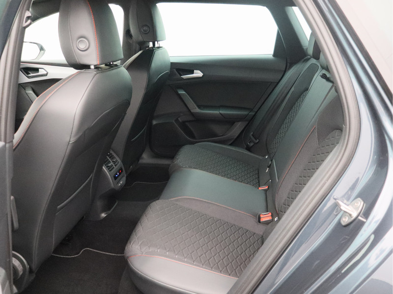 SEAT Leon Sportstourer 1.4 TSI eHybrid PHEV FR Business Intense/ zeer mooi!
