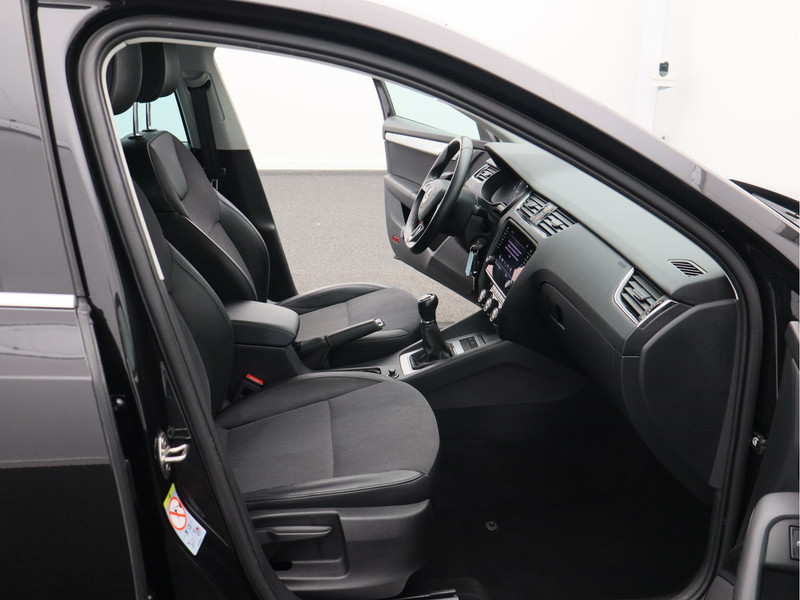 Škoda Octavia Combi 1.0 TSI Greentech Business Edition/ lage km!