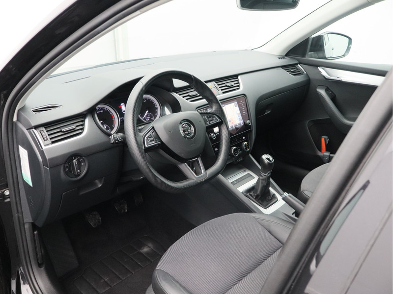 Škoda Octavia Combi 1.0 TSI Greentech Business Edition/ lage km!