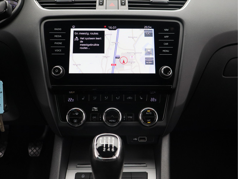 Škoda Octavia Combi 1.0 TSI Greentech Business Edition/ lage km!