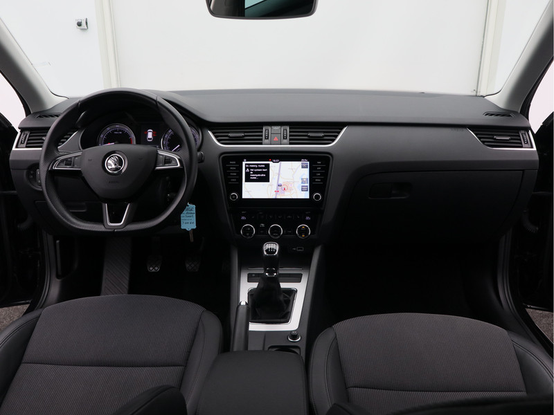 Škoda Octavia Combi 1.0 TSI Greentech Business Edition/ lage km!