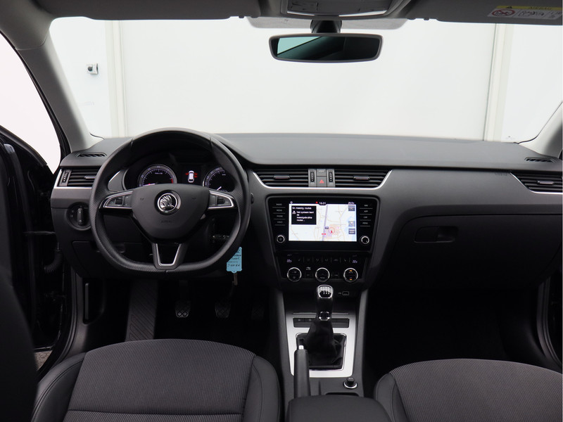 Škoda Octavia Combi 1.0 TSI Greentech Business Edition/ lage km!
