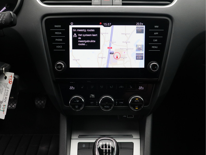 Škoda Octavia Combi 1.0 TSI Greentech Business Edition/ lage km!