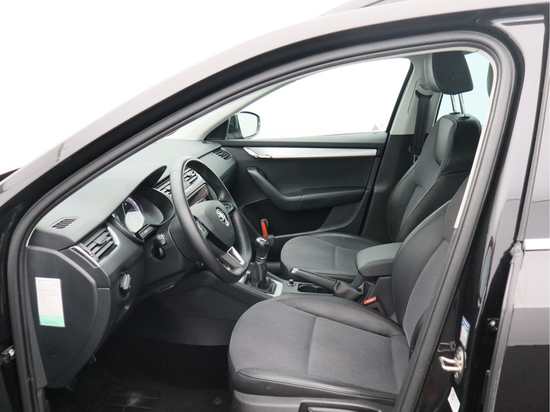 Škoda Octavia Combi 1.0 TSI Greentech Business Edition/ lage km!