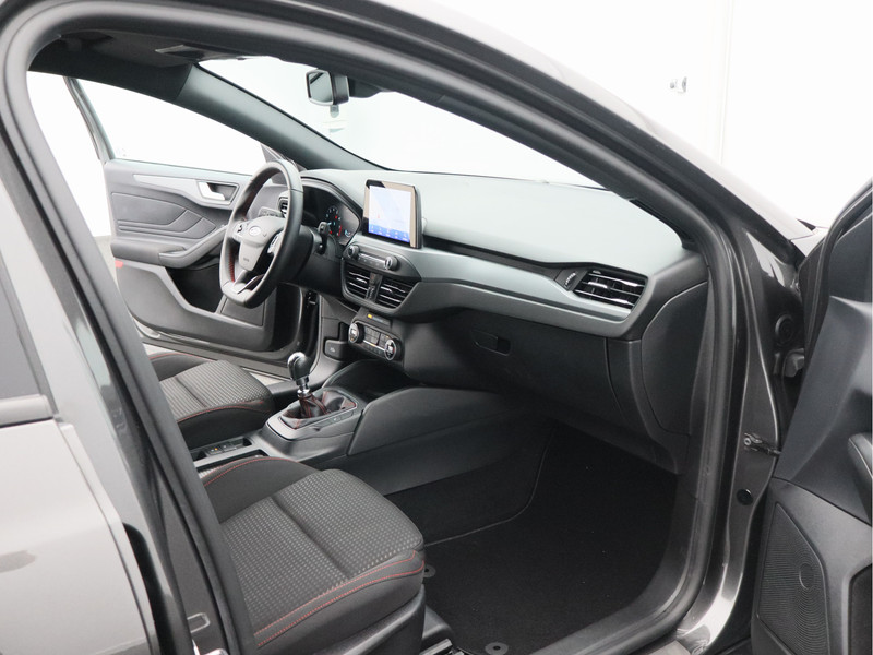 Ford Focus Wagon 1.0 EcoBoost Hybrid ST Line Style/ lage km!