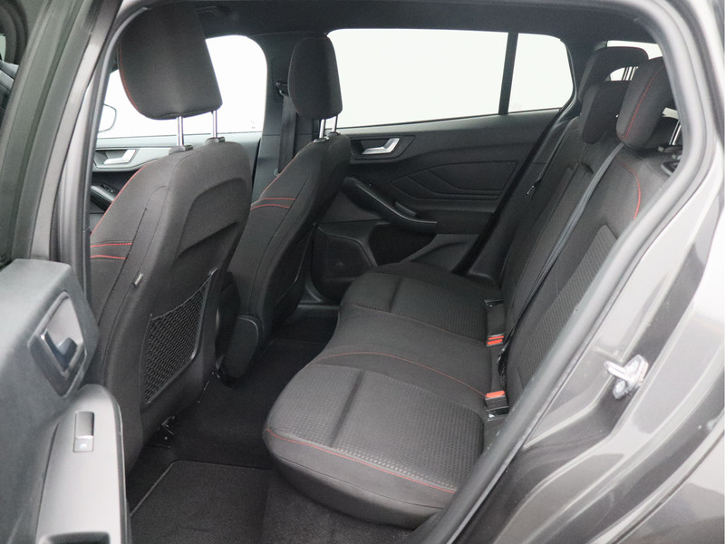 Ford Focus Wagon 1.0 EcoBoost Hybrid ST Line Style/ lage km!