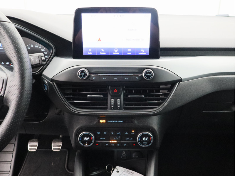 Ford Focus Wagon 1.0 EcoBoost Hybrid ST Line Style/ lage km!