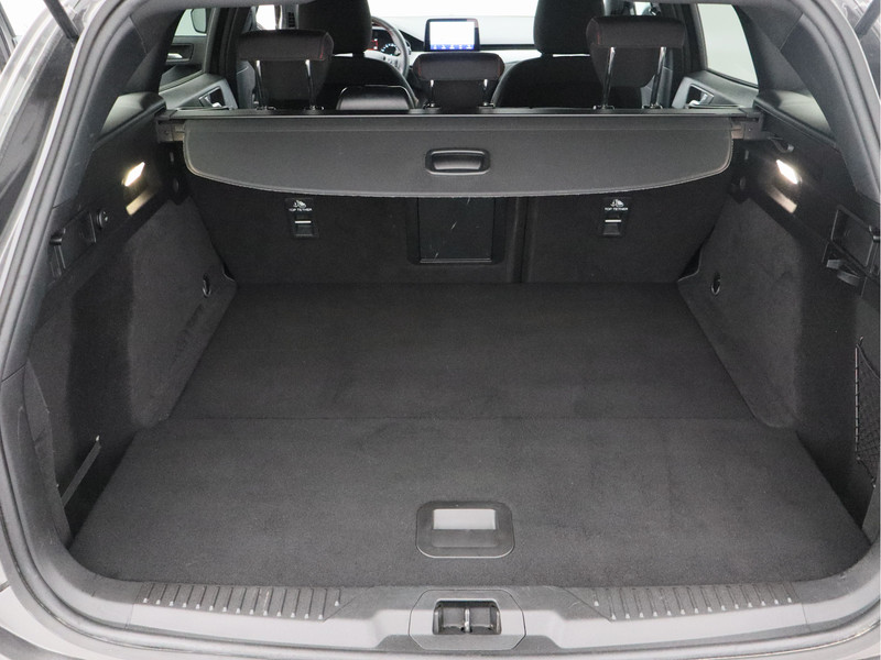Ford Focus Wagon 1.0 EcoBoost Hybrid ST Line Style/ lage km!