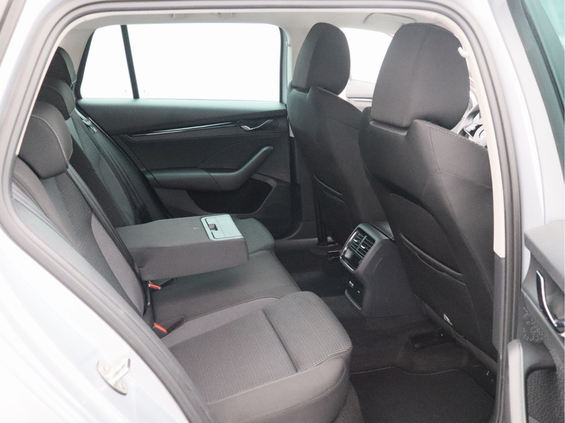Škoda Octavia Combi 1.0 TSI Business Edition/ lage km/ compleet!