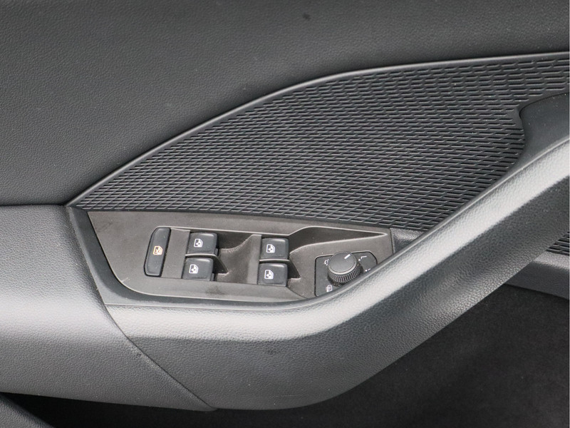 Škoda Octavia Combi 1.0 TSI Business Edition/ lage km/ compleet!