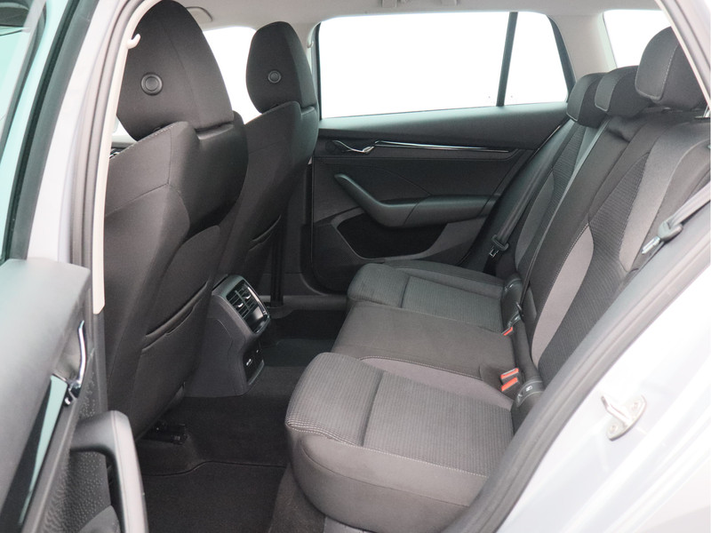 Škoda Octavia Combi 1.0 TSI Business Edition/ lage km/ compleet!