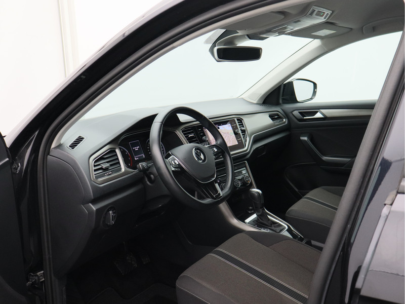 Volkswagen T-Roc 1.5 TSI Style automaat/ achteruitrijcamera/ zeer mooi!