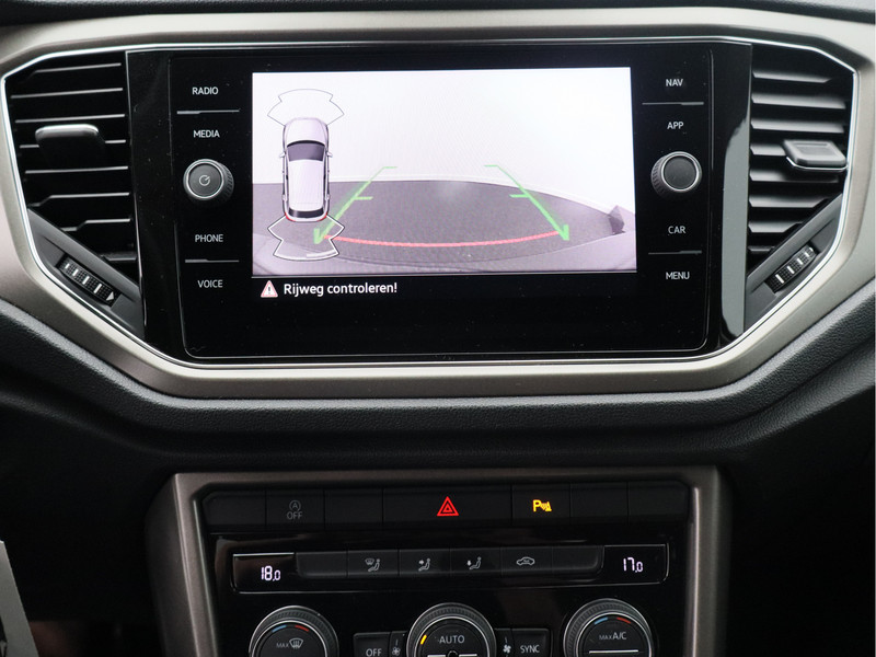 Volkswagen T-Roc 1.5 TSI Style automaat/ achteruitrijcamera/ zeer mooi!