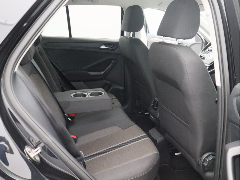 Volkswagen T-Roc 1.5 TSI Style automaat/ achteruitrijcamera/ zeer mooi!