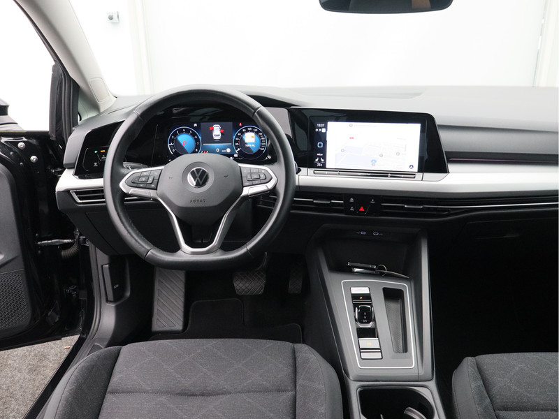 Volkswagen Golf Variant 1.0 eTSI Life/ automaat/ camera/ trekhaak!