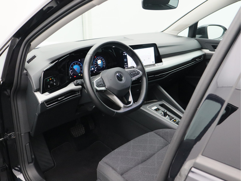 Volkswagen Golf Variant 1.0 eTSI Life/ automaat/ camera/ trekhaak!