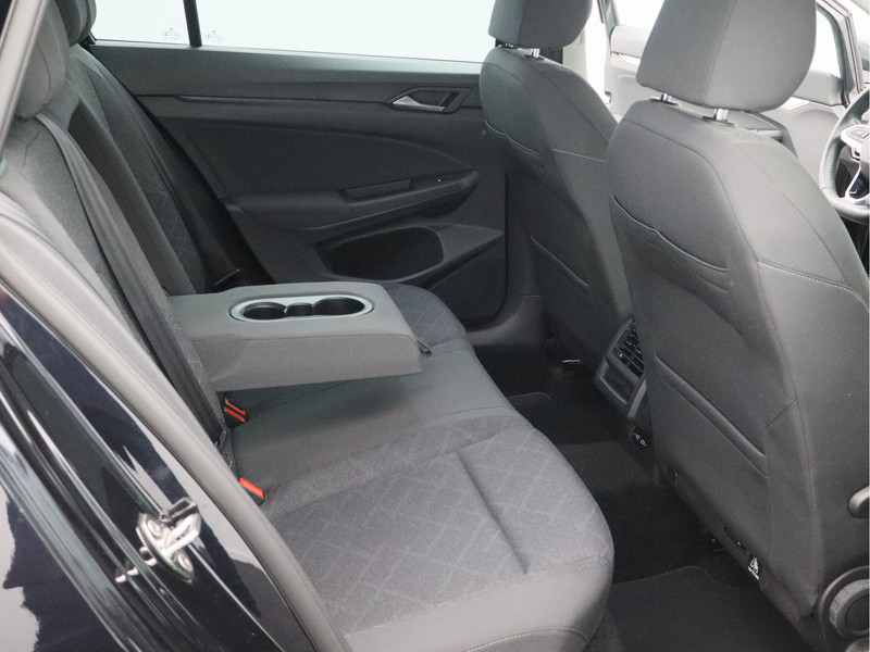 Volkswagen Golf Variant 1.0 eTSI Life/ automaat/ camera/ trekhaak!