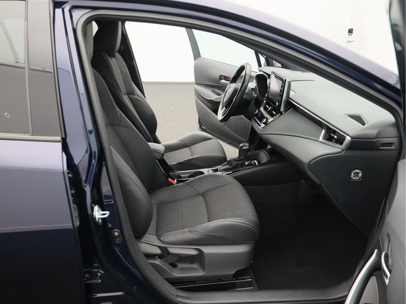 Toyota Corolla Touring Sports 1.8 Hybrid Business Plus/ lage km/ trekhaak!