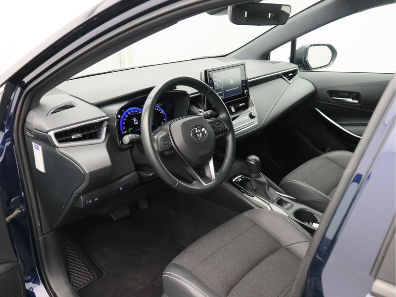 Toyota Corolla Touring Sports 1.8 Hybrid Business Plus/ lage km/ trekhaak!