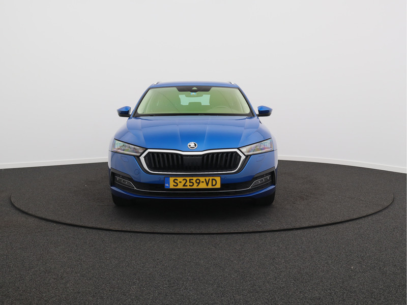 Škoda Octavia Combi 1.0 e-TSI Business Edition Plus/ automaat/ trekhaak!