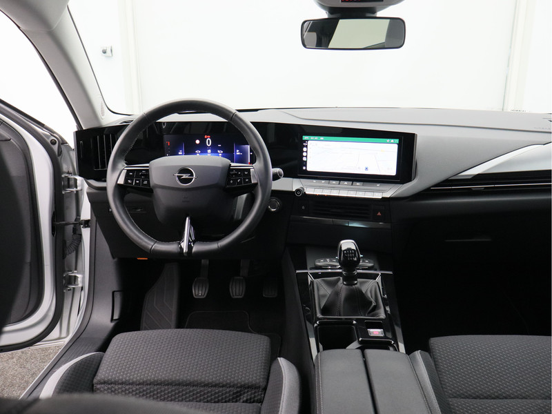 Opel Astra Sports Tourer 1.2 Turbo Edition/ lage km/ achteruitrijcamera!