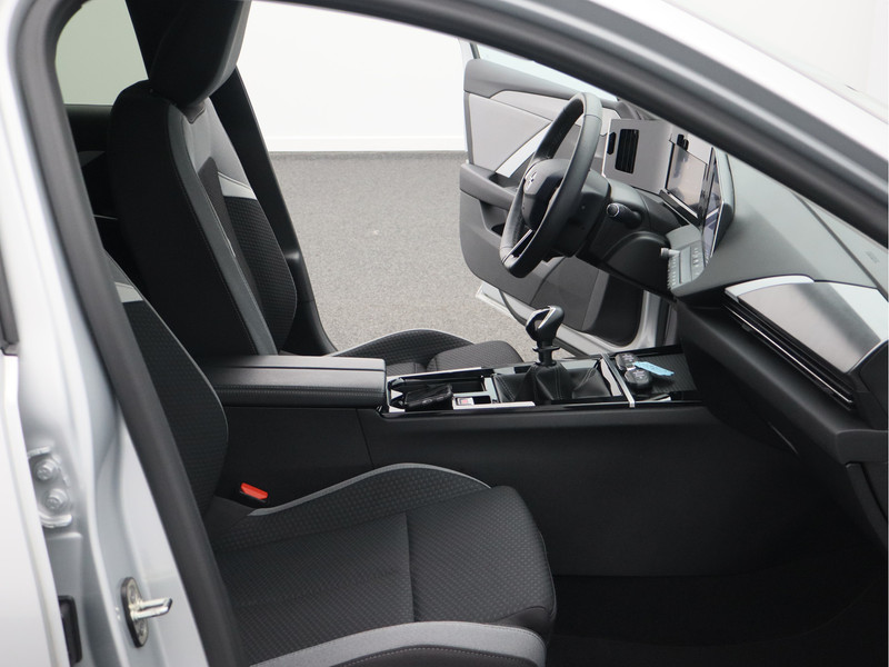 Opel Astra Sports Tourer 1.2 Turbo Edition/ lage km/ achteruitrijcamera!