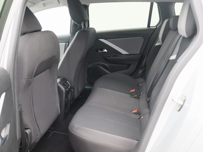 Opel Astra Sports Tourer 1.2 Turbo Edition/ lage km/ achteruitrijcamera!