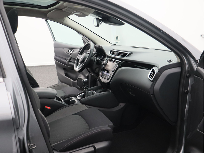 Nissan QASHQAI 1.3 DIG-T Design Edition/ unieke km!