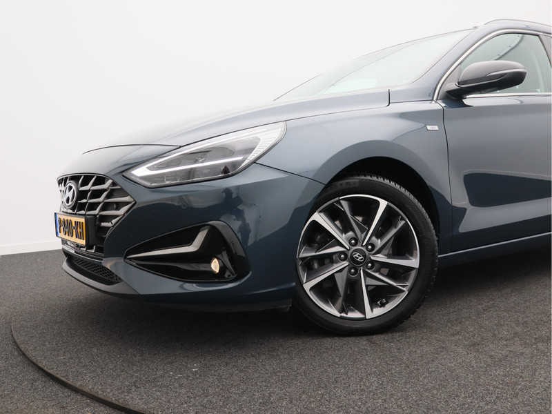 Hyundai i30 Wagon 1.5 T-GDi MHEV Premium/ lage km/ trekhaak afneembaar!